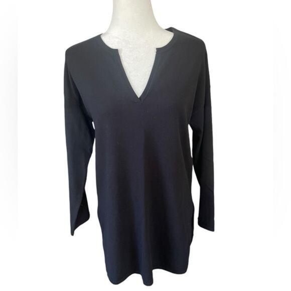 Ann Taylor Black Knit‎ Tunic Sweater V-Neck- Size Medium - Picture 1 of 7